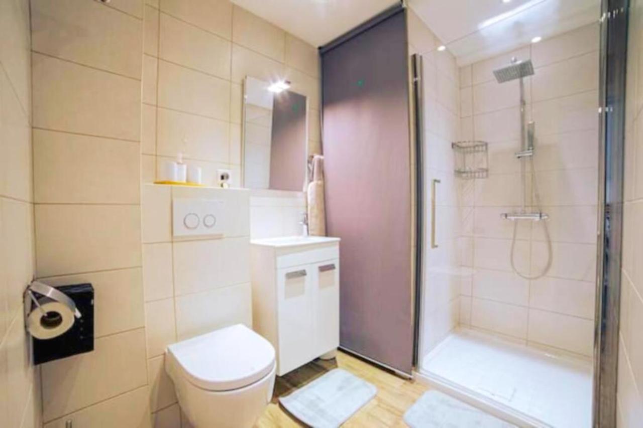 Cocoon Center - Rue D'Antibes - 200M Plage- Clim - Wifi - Unique Cannes Kültér fotó